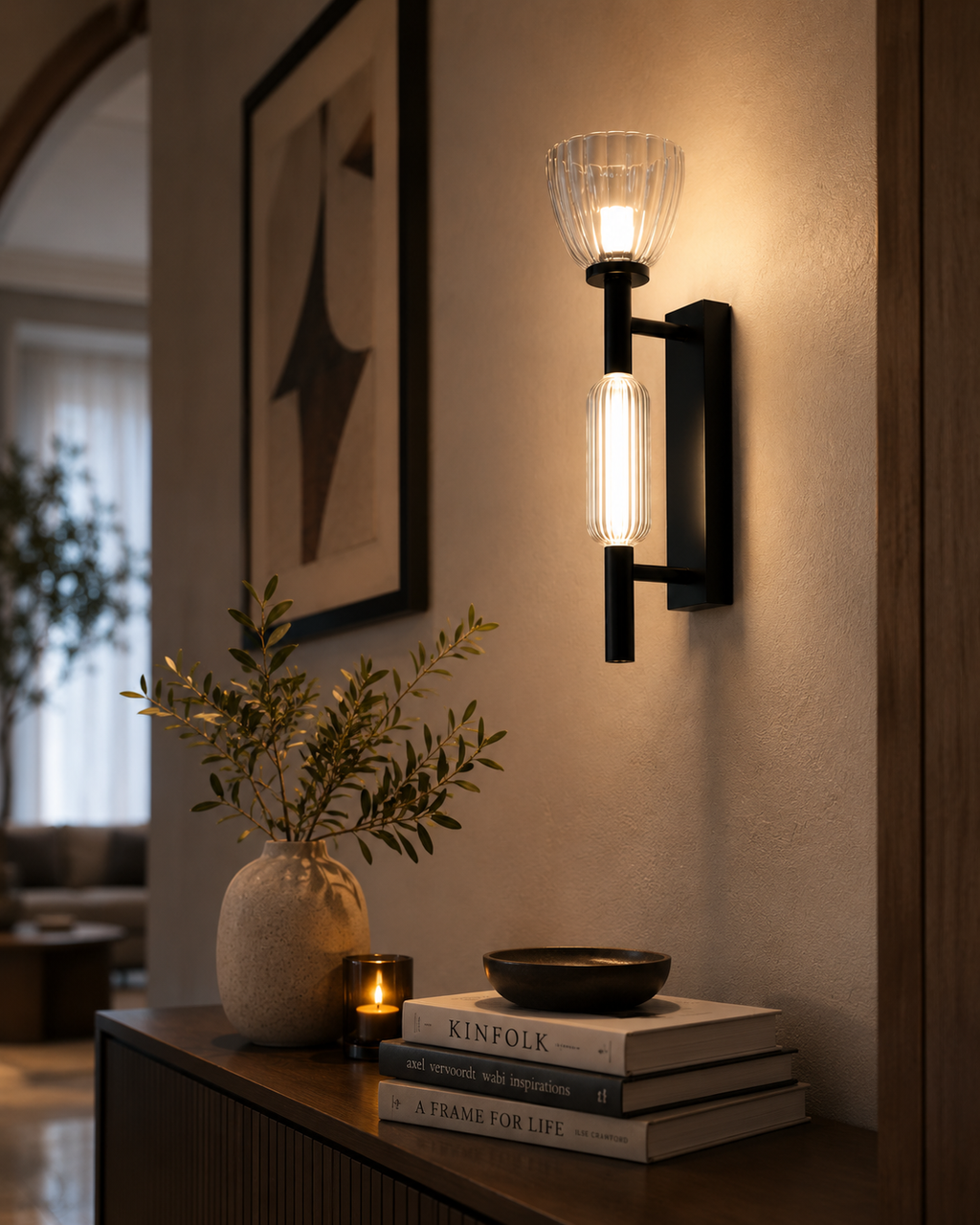 Monarch Wall Light Black