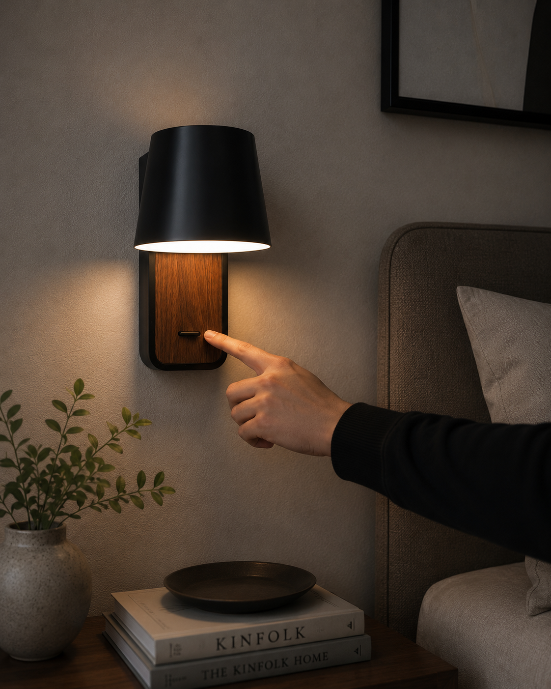 Aura Wall Lamp Noir Wood